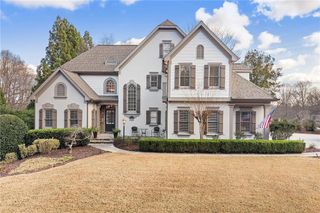 6005 Oakbury Lane, Suwanee, GA 30024