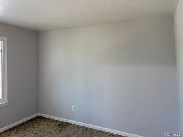 19292 E Nassau Drive, Aurora, CO 80013