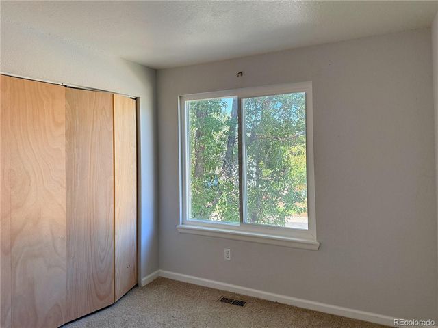 19292 E Nassau Drive, Aurora, CO 80013