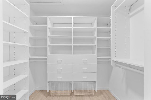 12 OAK PL, Princeton, NJ 08540