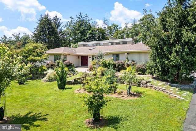 12 OAK PL, Princeton, NJ 08540