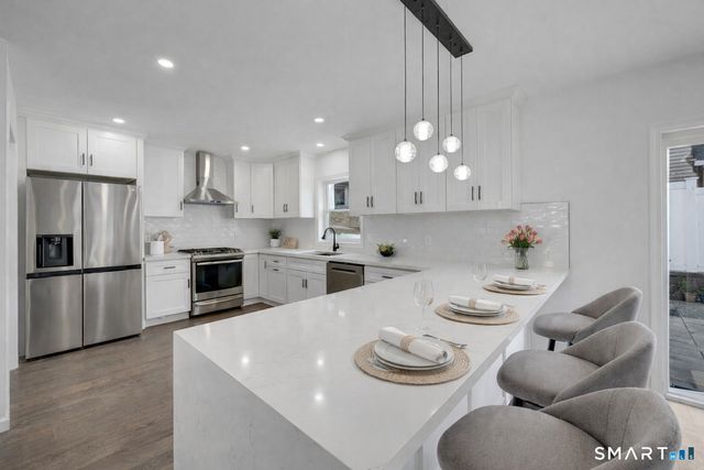 198 Castle Avenue, Fairfield, CT 06825