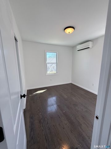 198 Castle Avenue, Fairfield, CT 06825