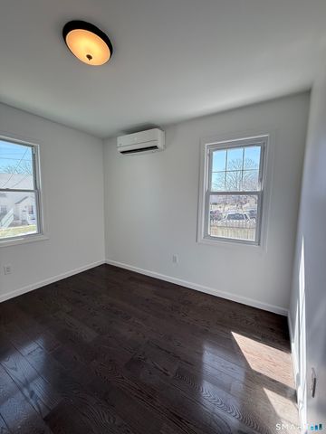 198 Castle Avenue, Fairfield, CT 06825