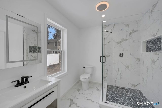 198 Castle Avenue, Fairfield, CT 06825