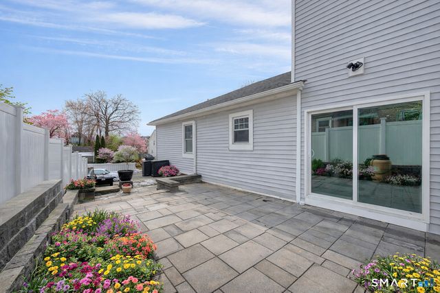 198 Castle Avenue, Fairfield, CT 06825