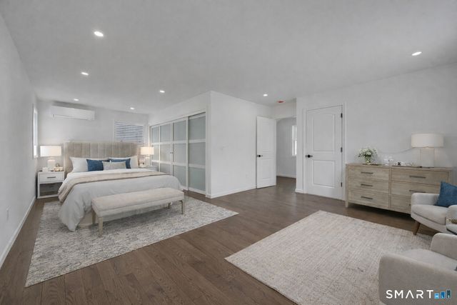 198 Castle Avenue, Fairfield, CT 06825