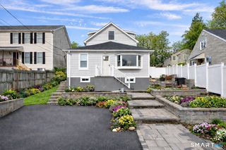 198 Castle Avenue, Fairfield, CT 06825