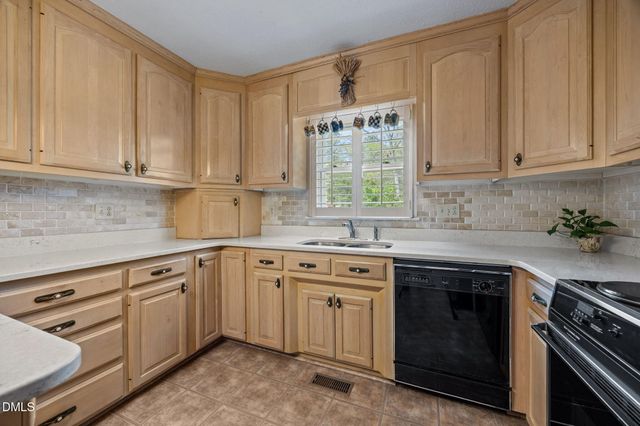 801 Lakeside Drive, Lillington, NC 27546