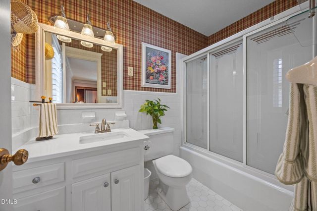 801 Lakeside Drive, Lillington, NC 27546