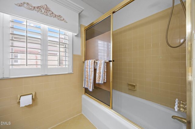 801 Lakeside Drive, Lillington, NC 27546