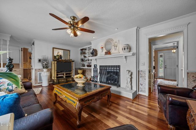 801 Lakeside Drive, Lillington, NC 27546