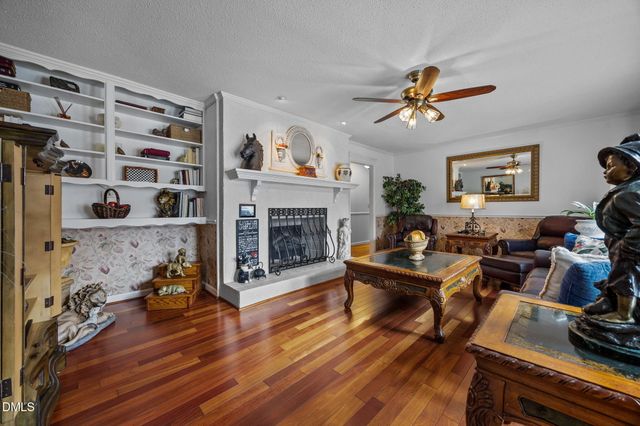 801 Lakeside Drive, Lillington, NC 27546