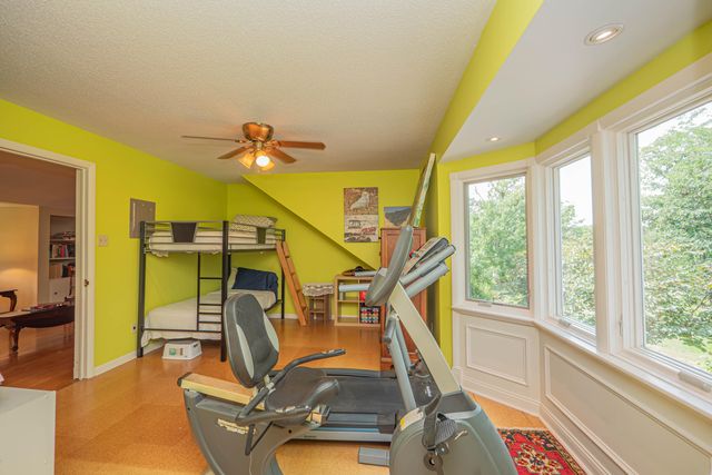 4 FAIR OAKS RD, Moberly, MO 65270