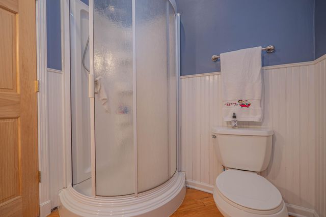 4 FAIR OAKS RD, Moberly, MO 65270