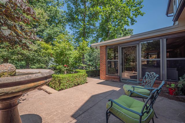 4 FAIR OAKS RD, Moberly, MO 65270