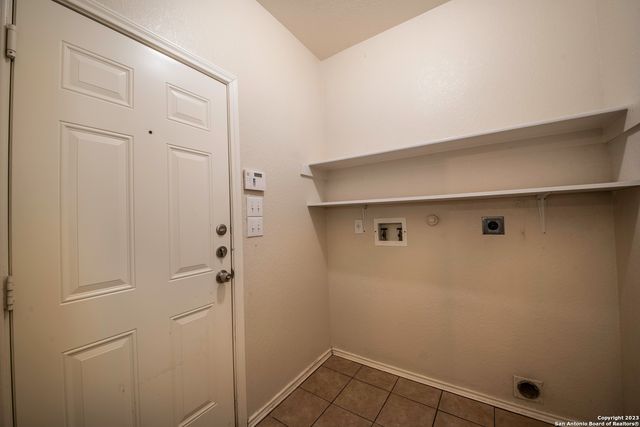 6527 Ithaca Falls, San Antonio, TX 78239