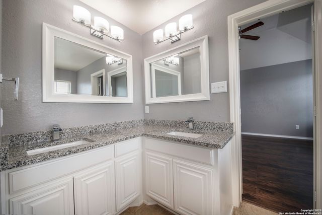 6527 Ithaca Falls, San Antonio, TX 78239