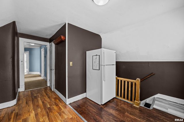 1935 N STURDEVANT Street, Davenport, IA 52804