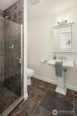 7608 254th Avenue NE, Redmond, WA 98053