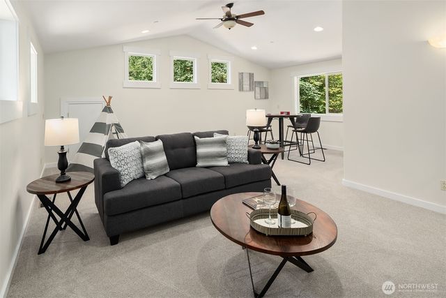 7608 254th Avenue NE, Redmond, WA 98053