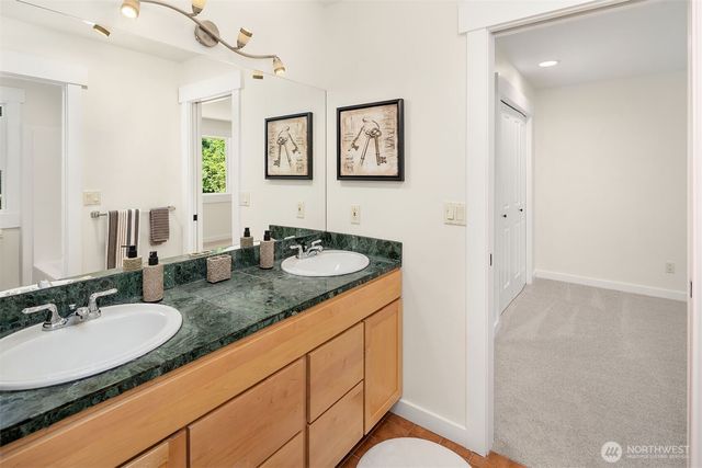 7608 254th Avenue NE, Redmond, WA 98053