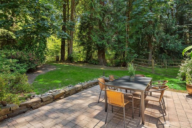 7608 254th Avenue NE, Redmond, WA 98053