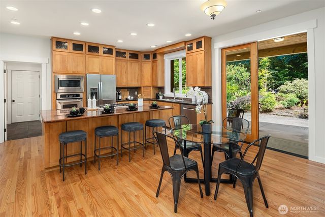 7608 254th Avenue NE, Redmond, WA 98053