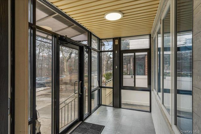 5020 Clearview Expressway, Oakland Gardens, NY 11364