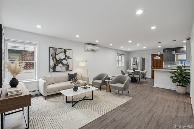 5020 Clearview Expressway, Oakland Gardens, NY 11364