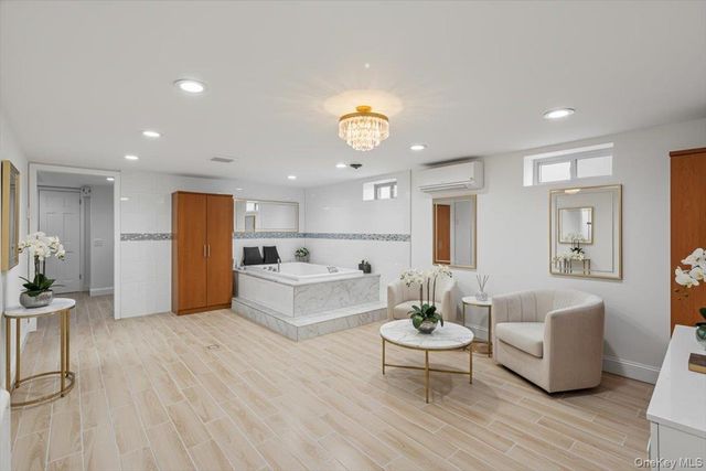 5020 Clearview Expressway, Oakland Gardens, NY 11364