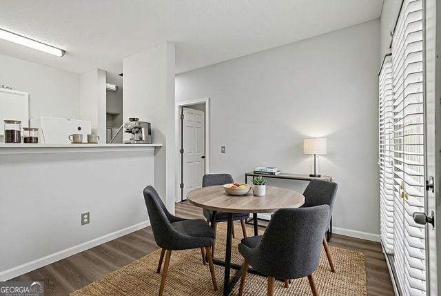 6109 Camden Forrest Drive, Riverdale, GA 30296