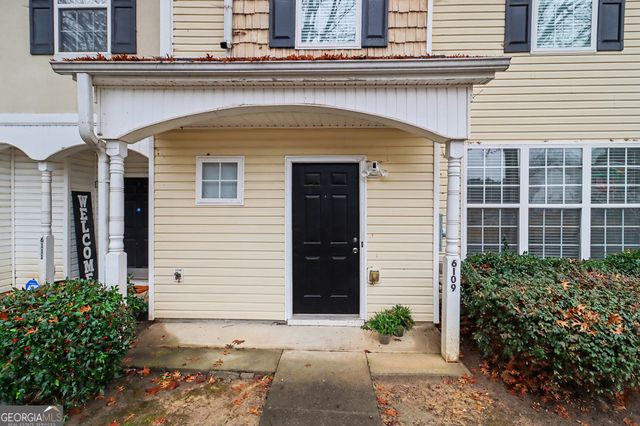 6109 Camden Forrest Drive, Riverdale, GA 30296