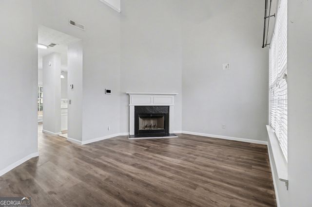 6109 Camden Forrest Drive, Riverdale, GA 30296