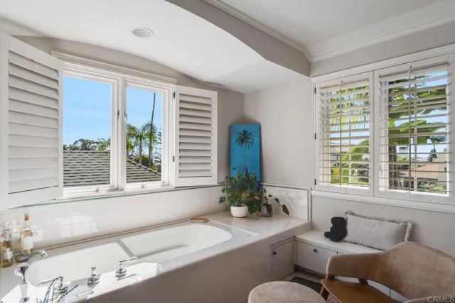 6011 Vista De La Mesa, La Jolla, CA 92037