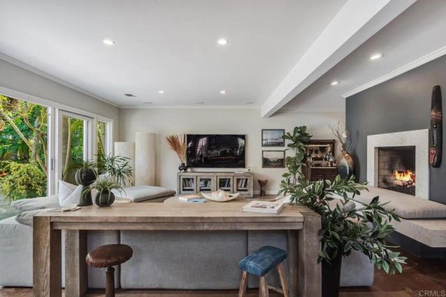 6011 Vista De La Mesa, La Jolla, CA 92037