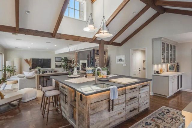 6011 Vista De La Mesa, La Jolla, CA 92037