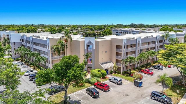 10208 NW 24th Place 205, Sunrise, FL 33322