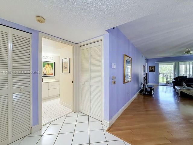 10208 NW 24th Place 205, Sunrise, FL 33322