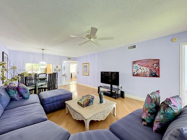 10208 NW 24th Place 205, Sunrise, FL 33322
