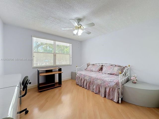 10208 NW 24th Place 205, Sunrise, FL 33322
