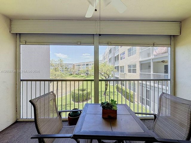 10208 NW 24th Place 205, Sunrise, FL 33322