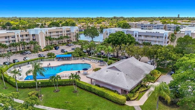 10208 NW 24th Place 205, Sunrise, FL 33322