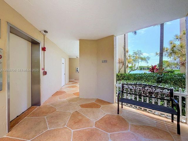 10208 NW 24th Place 205, Sunrise, FL 33322