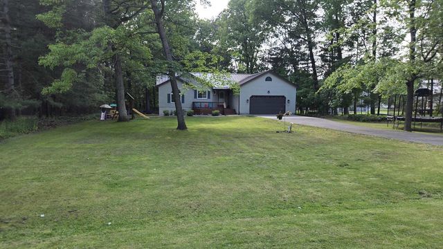 213 Frederick Drive, Westfield, WI 53964