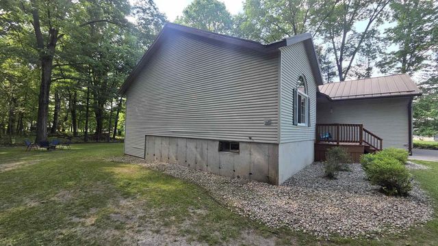 213 Frederick Drive, Westfield, WI 53964