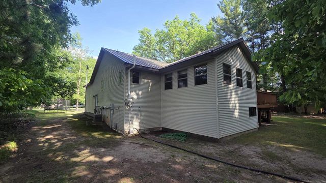 213 Frederick Drive, Westfield, WI 53964