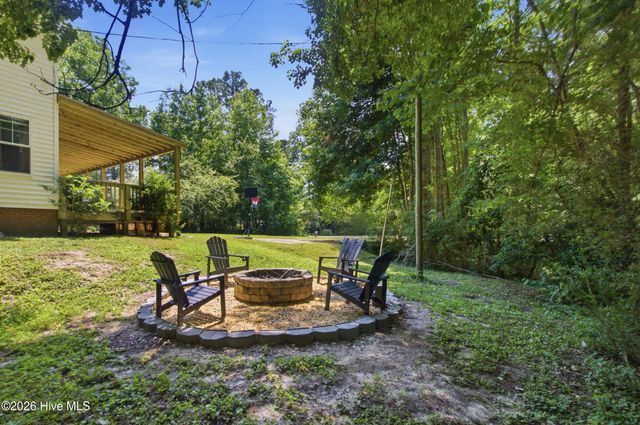1228 Core Point Road, Blounts Creek, NC 27814