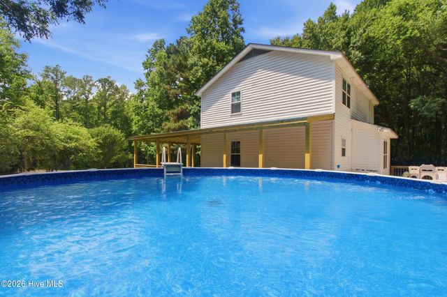 1228 Core Point Road, Blounts Creek, NC 27814