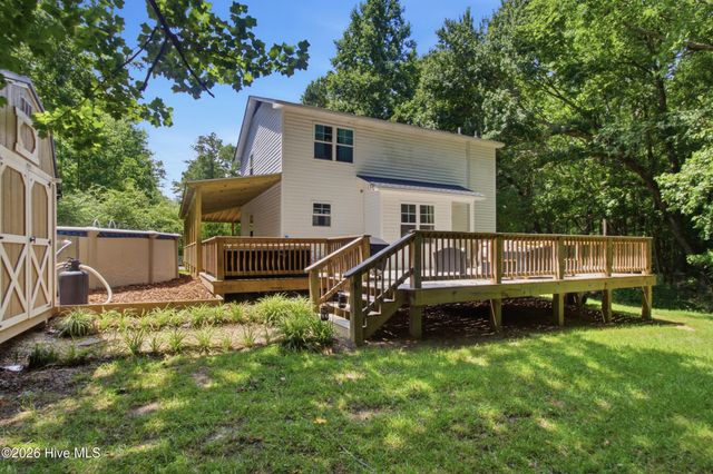 1228 Core Point Road, Blounts Creek, NC 27814